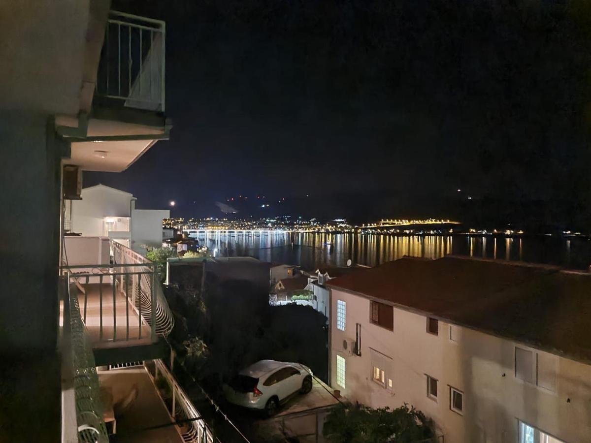 Apartment Roko Trogir Exterior photo