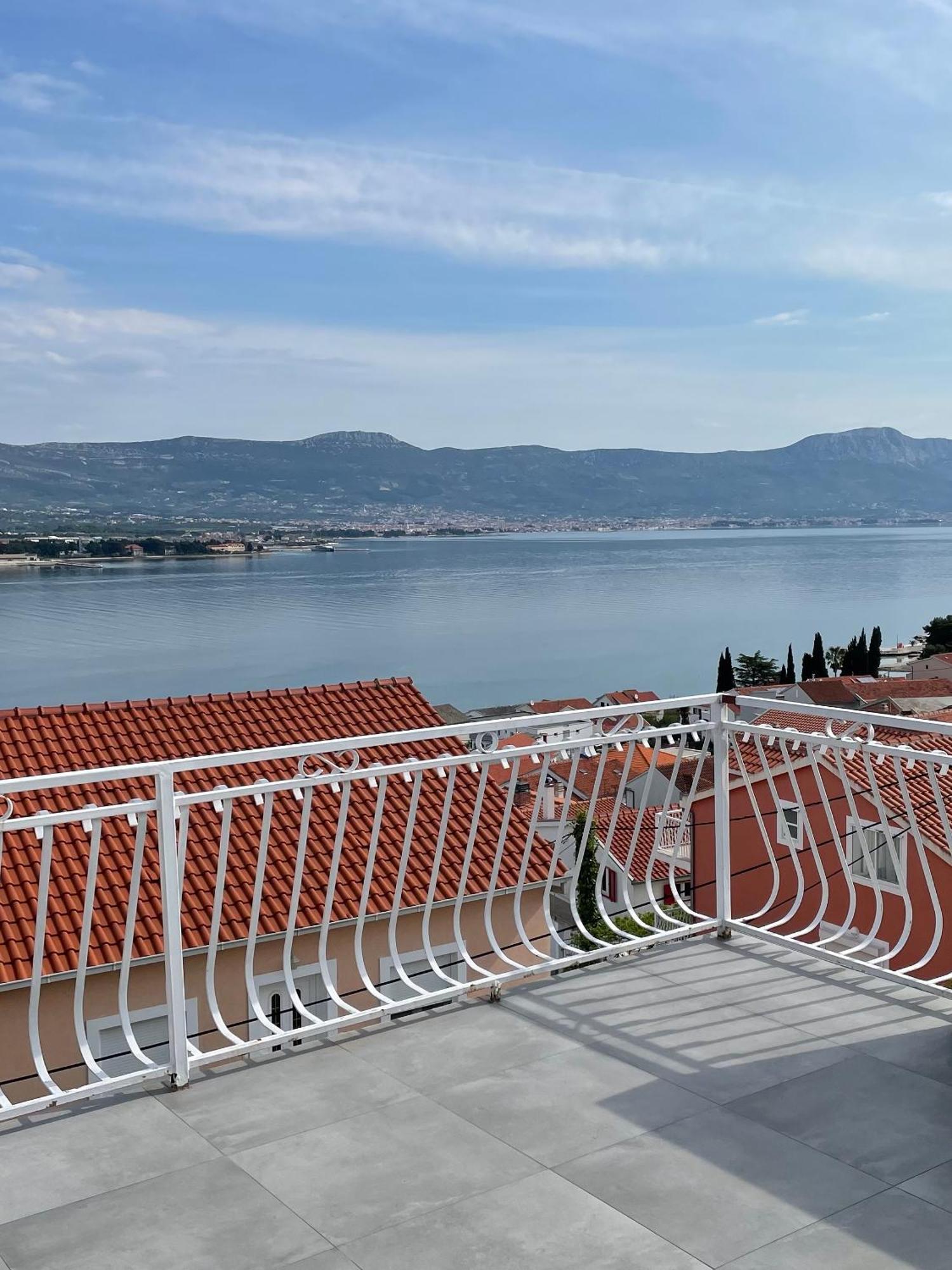 Apartment Roko Trogir Exterior photo