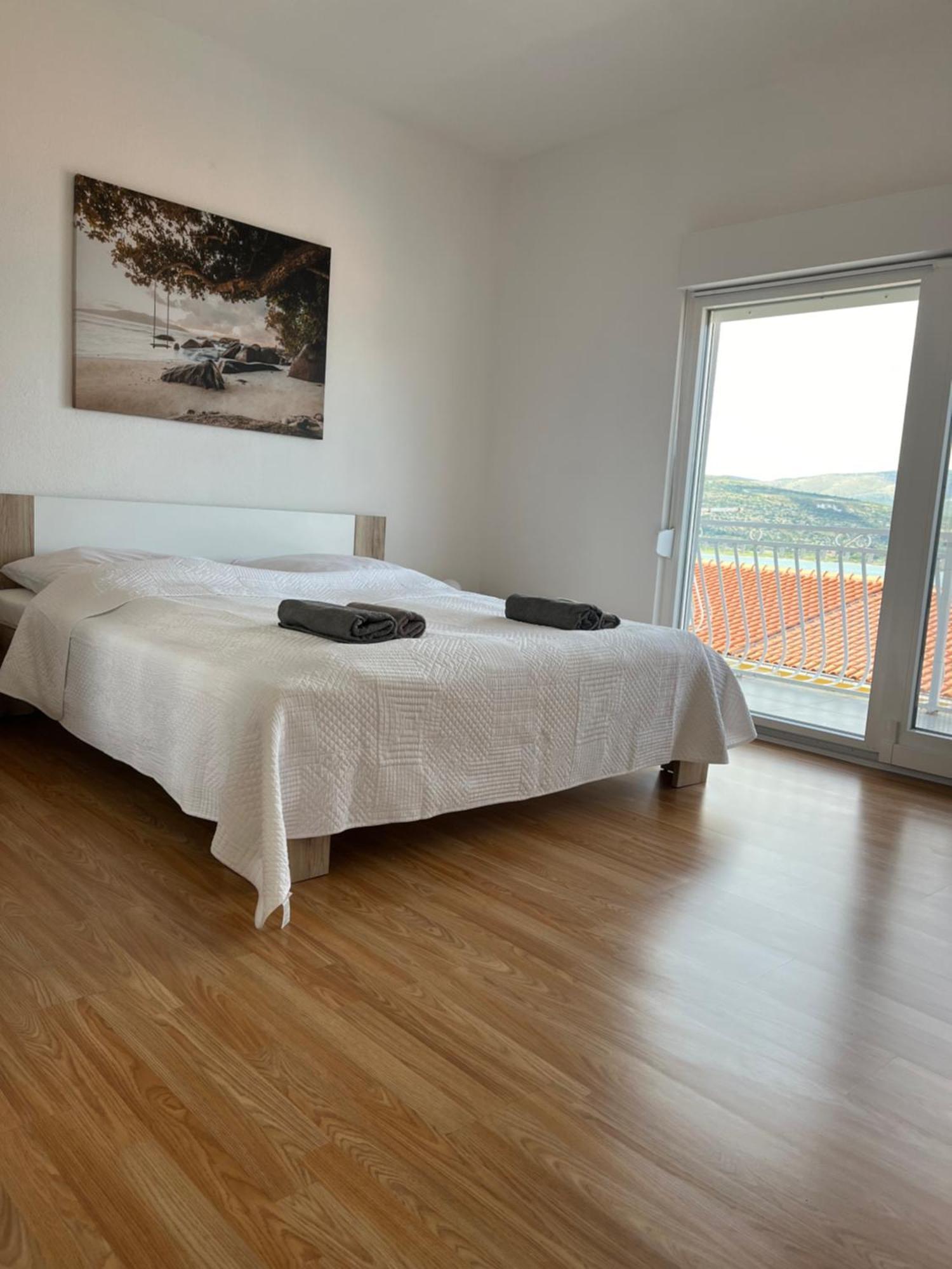 Apartment Roko Trogir Exterior photo